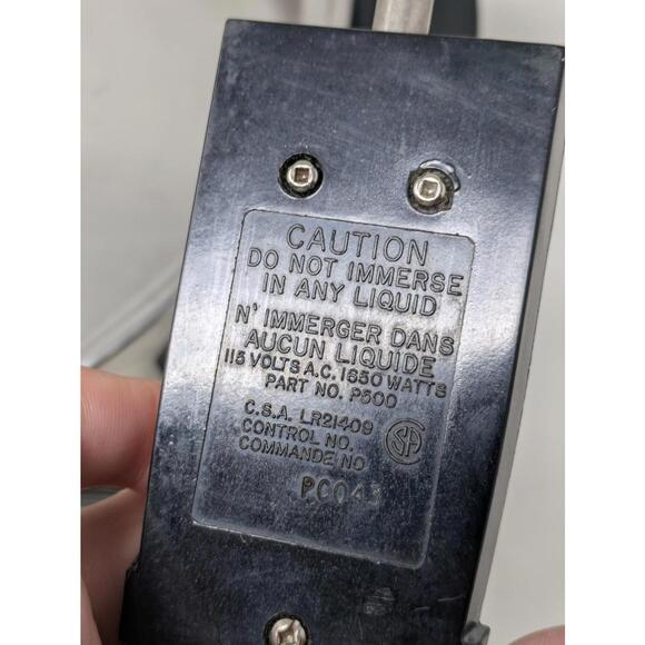 Saladmaster 7254 Stainless 12" Oil Core Electric Skillet w/ Vapor Lid & AC Cord - Picture 5 of 8